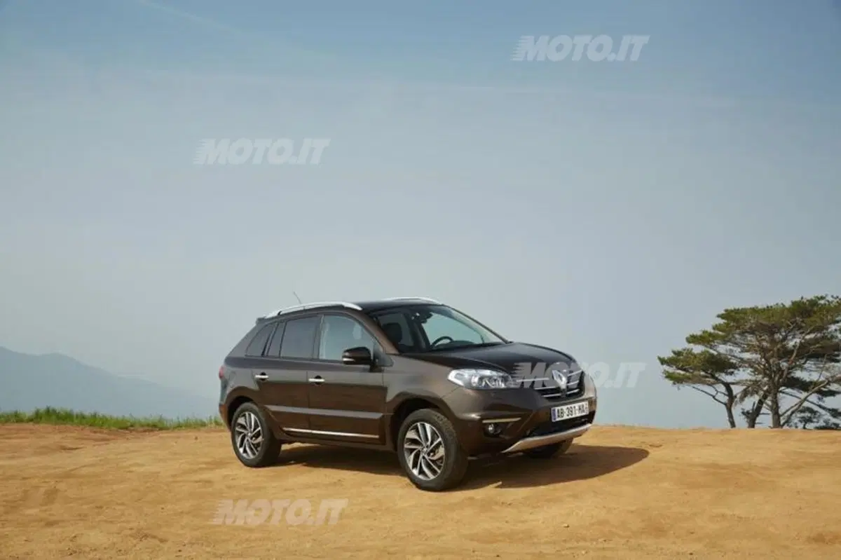 Renault Koleos restyling: tutti i dettagli e i prezzi per l'Italia (8)
