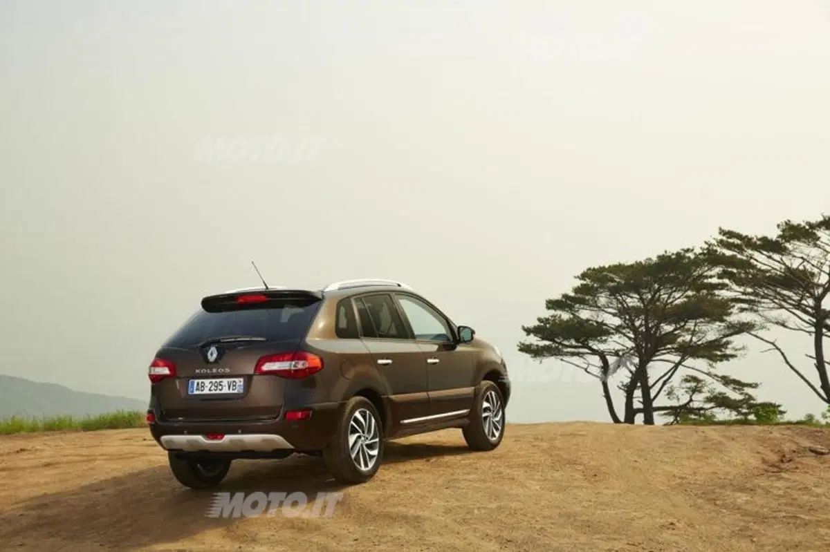 Renault Koleos restyling: tutti i dettagli e i prezzi per l'Italia (9)