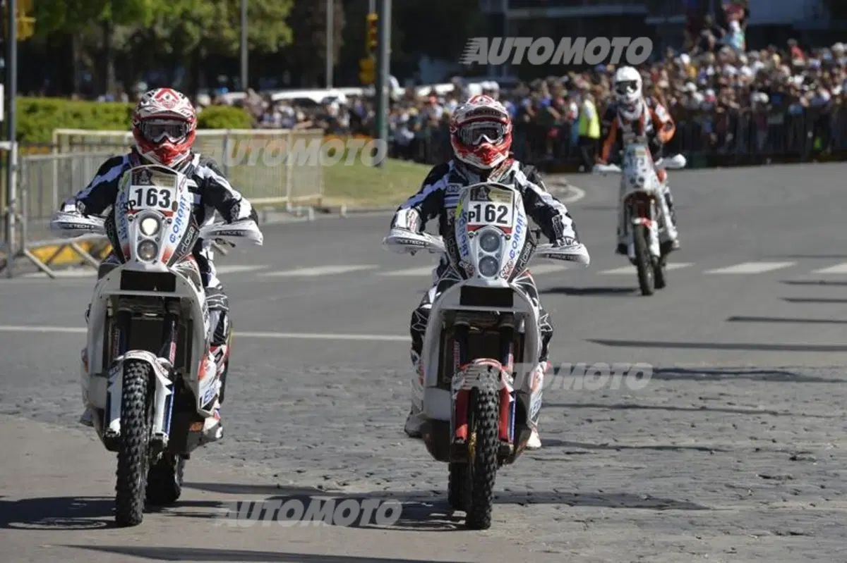 Dakar 2014, Prima Tappa. Joan Barreda (Honda), Ignacio Casale (Quad Yamaha), e Carlos Sousa (Haval) i primi leader (47)