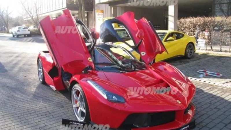 LaFerrari: in vendita un esemplare "usato" a 2,38 milioni