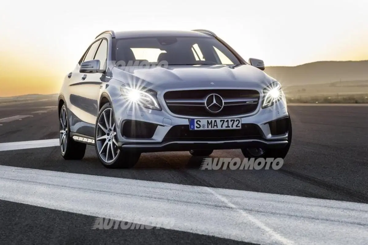 Mercedes-Benz GLA 45 AMG: foto e informazioni ufficiali (4)