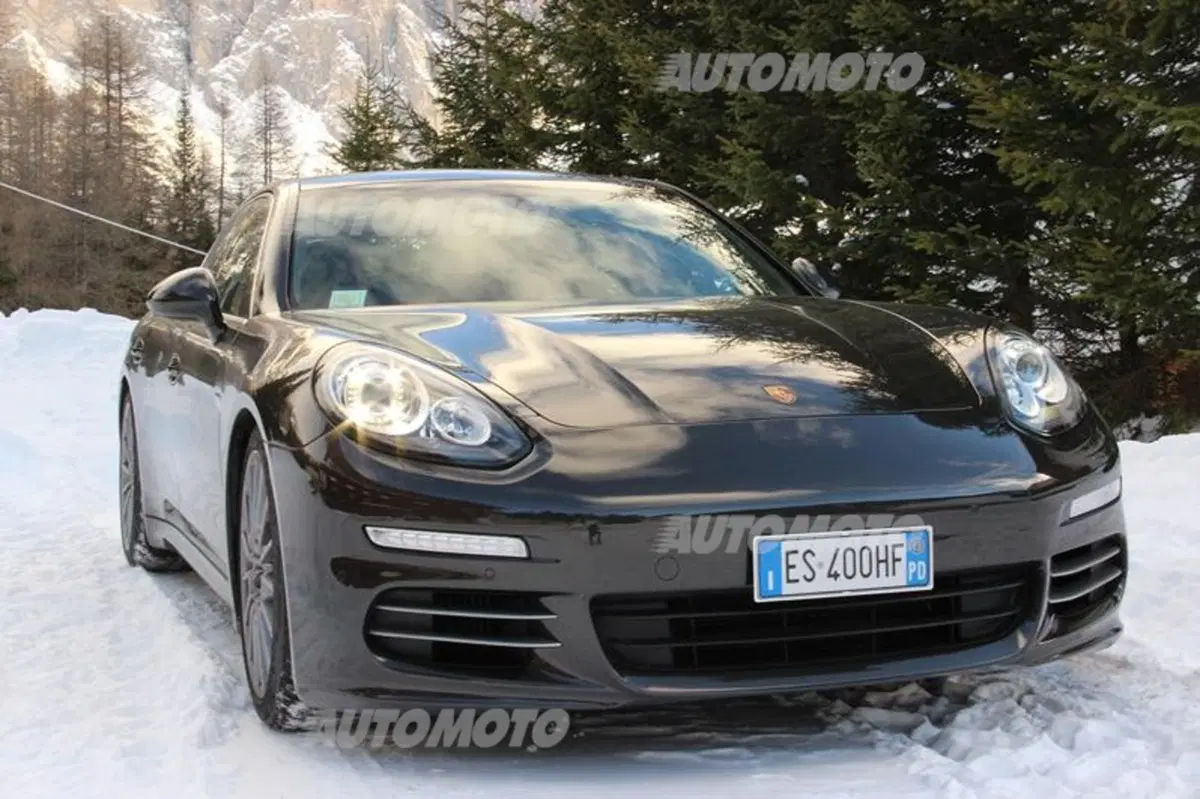 Porsche Panamera 4S restyling (24)
