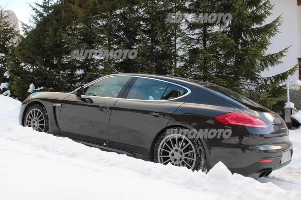 Porsche Panamera 4S restyling (25)