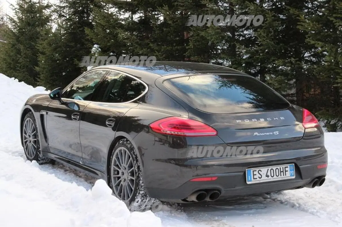 Porsche Panamera 4S restyling (26)
