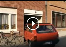 Problemi col parcheggio? Guardate questo signore [Video]