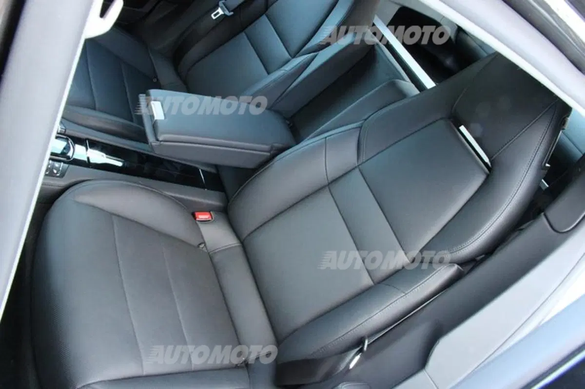 Porsche Panamera 4S restyling (30)