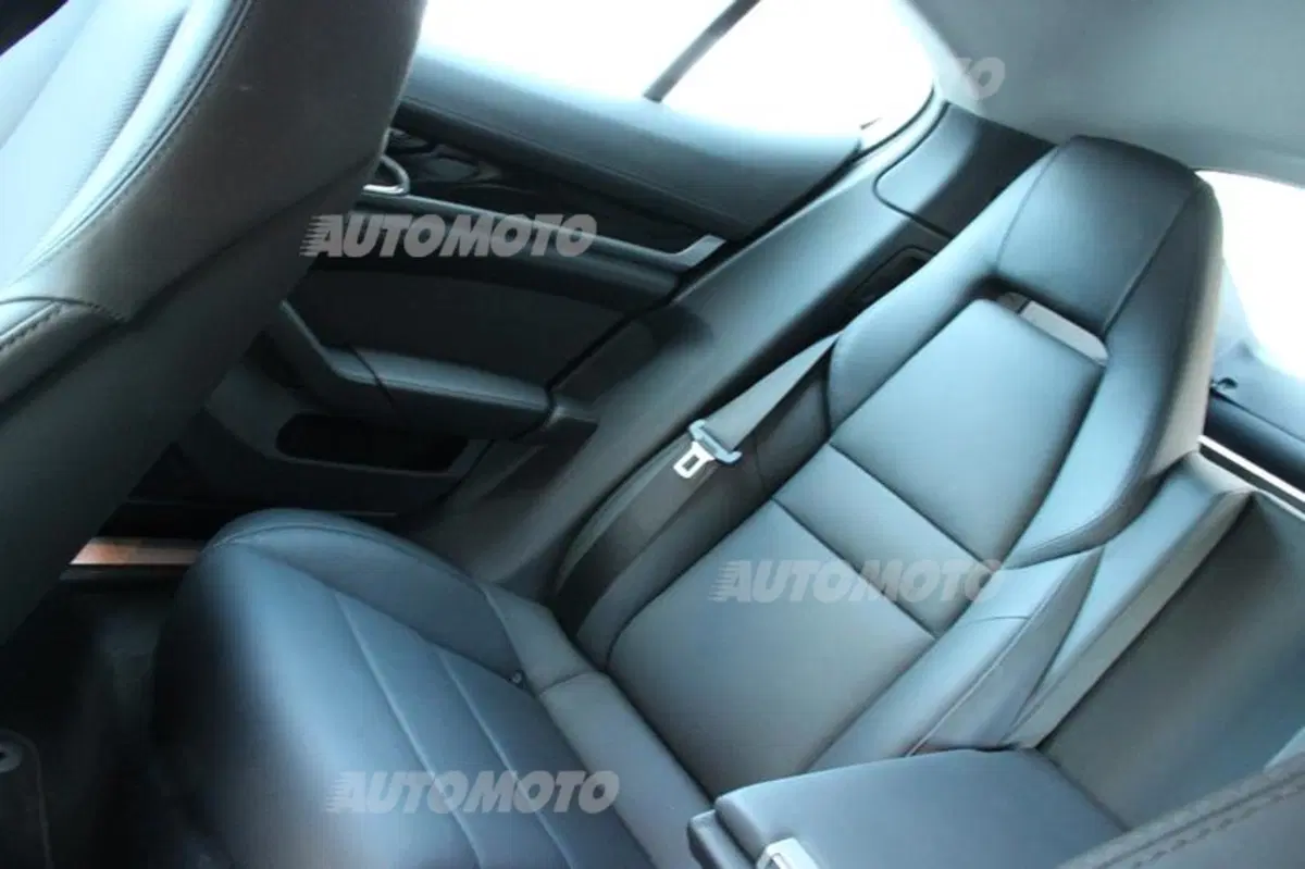 Porsche Panamera 4S restyling (32)