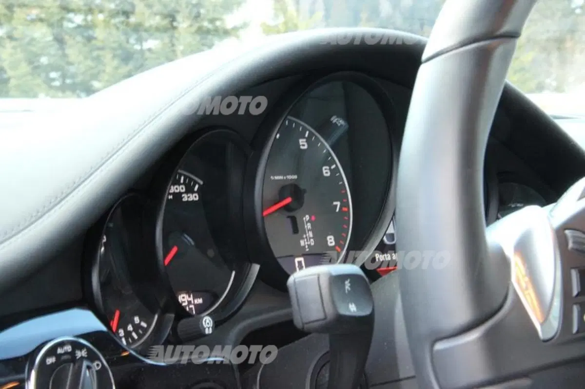 Porsche Panamera 4S restyling (34)