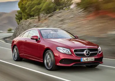 Nuova Mercedes Classe E Coupé: in Germania da 49.000 euro