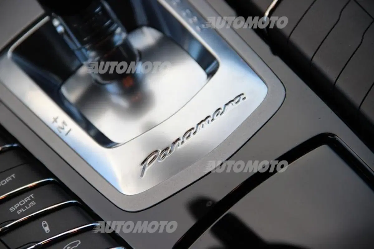 Porsche Panamera 4S restyling (43)