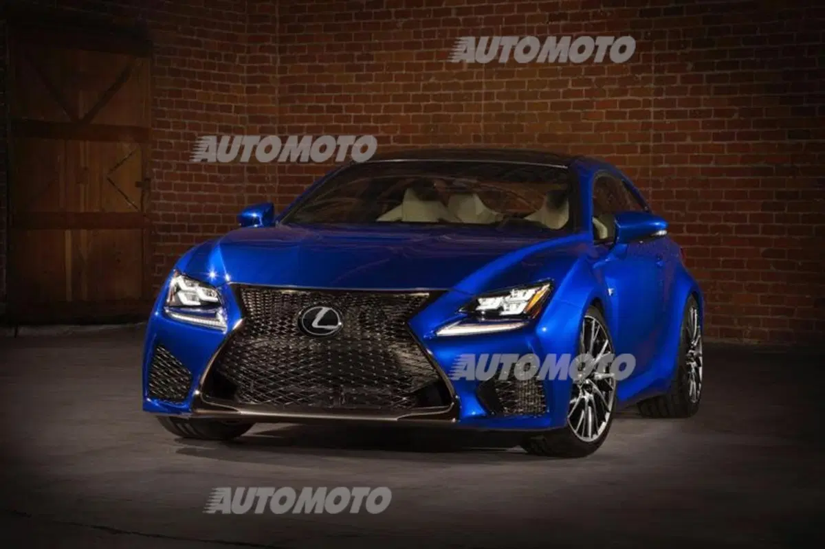 Lexus RC F: ecco la nuova coupé sportiva da 450 CV