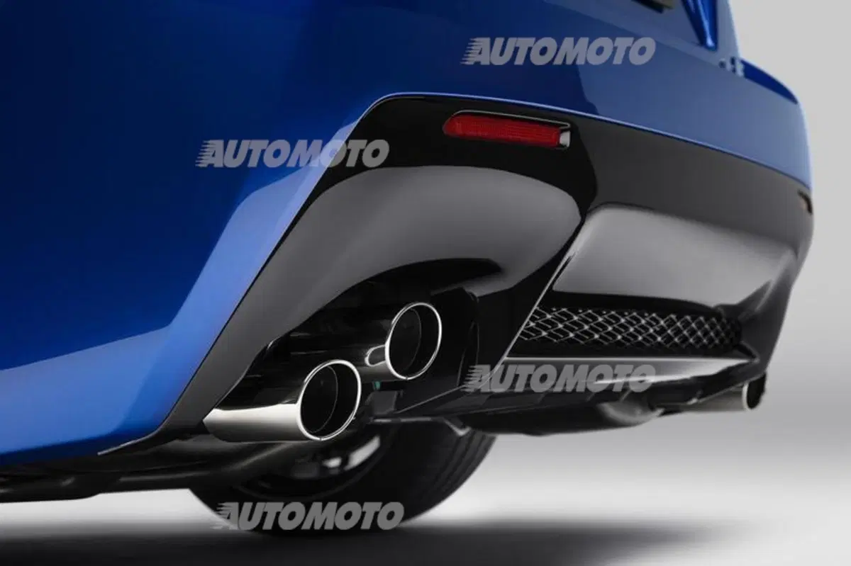 Lexus RC F: ecco la nuova coupé sportiva da 450 CV (41)