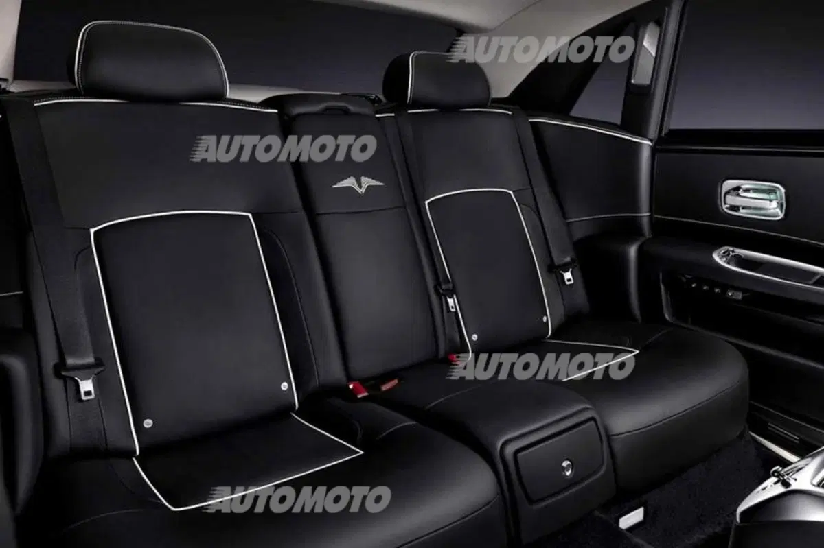 Rolls-Royce Ghost V-Specification (5)