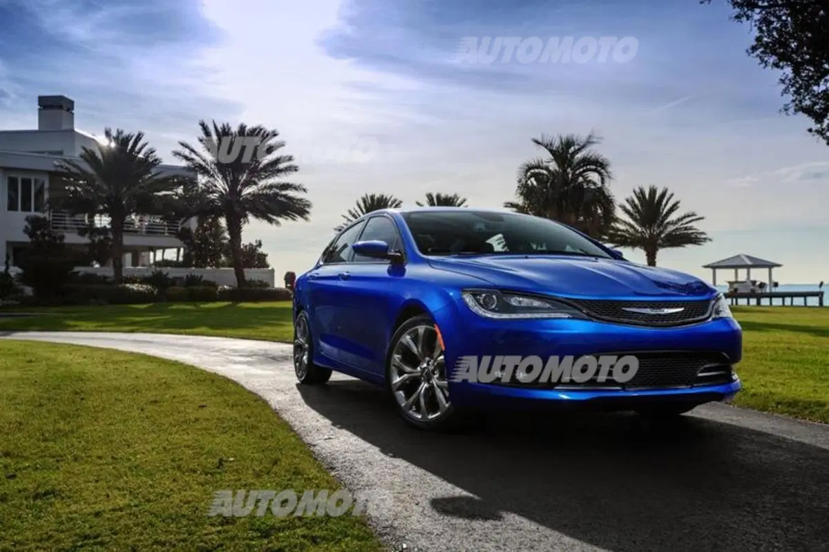 Nuova Chrysler 200: immagini e dettagli ufficiali (4)