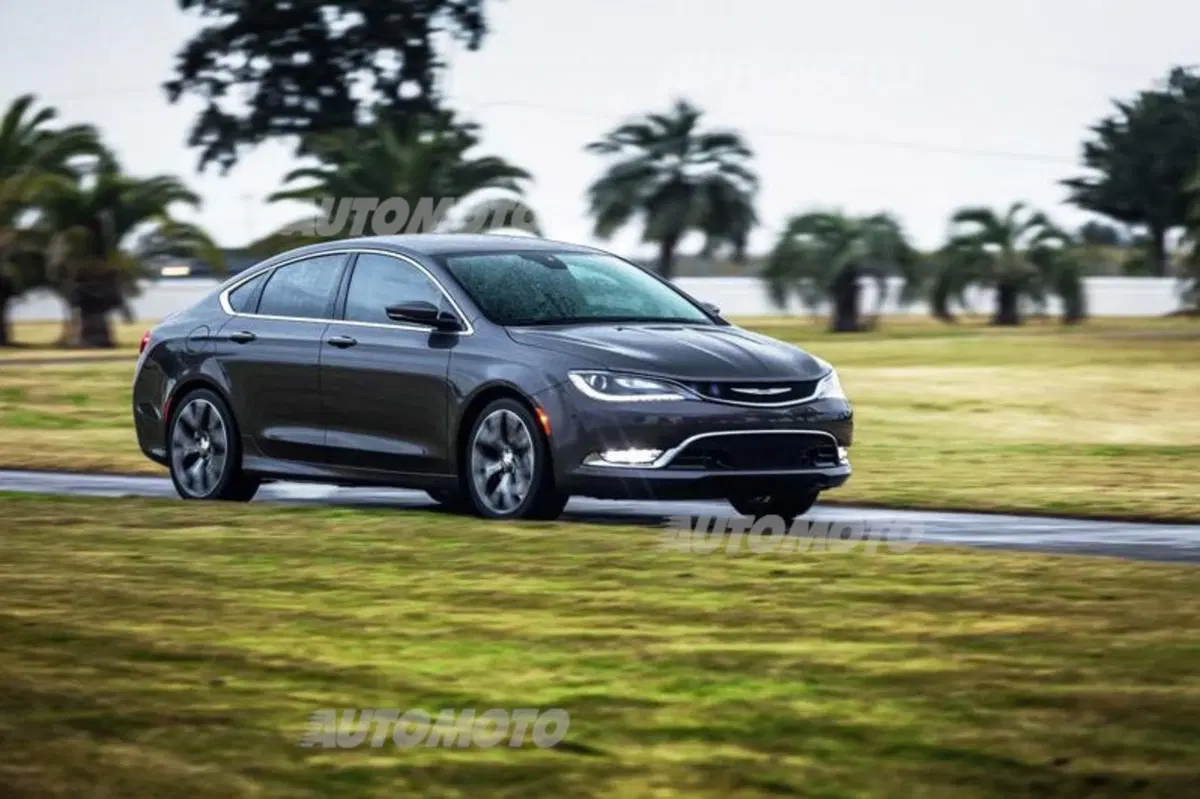 Nuova Chrysler 200: immagini e dettagli ufficiali (5)