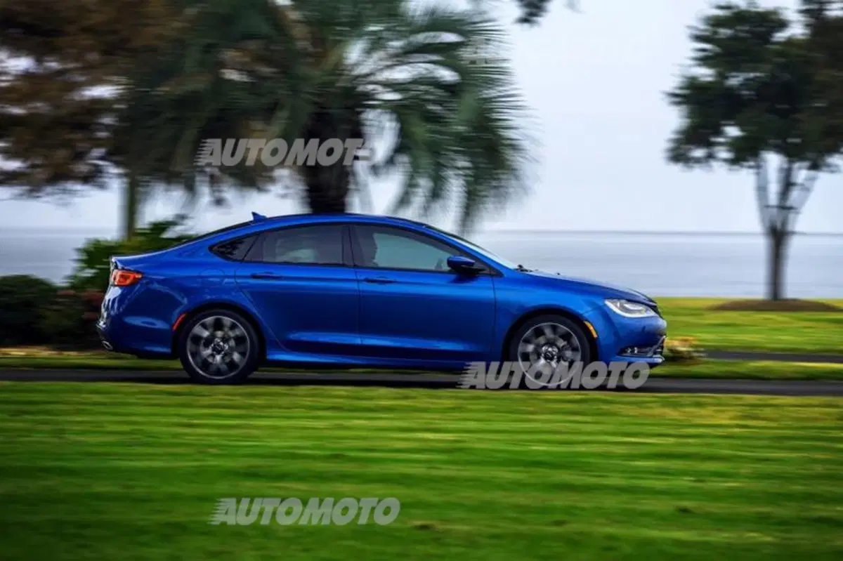 Nuova Chrysler 200: immagini e dettagli ufficiali (7)