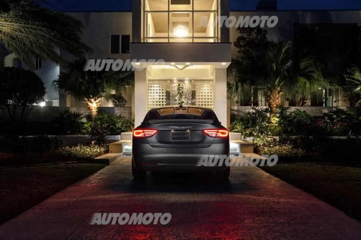Nuova Chrysler 200: immagini e dettagli ufficiali (11)