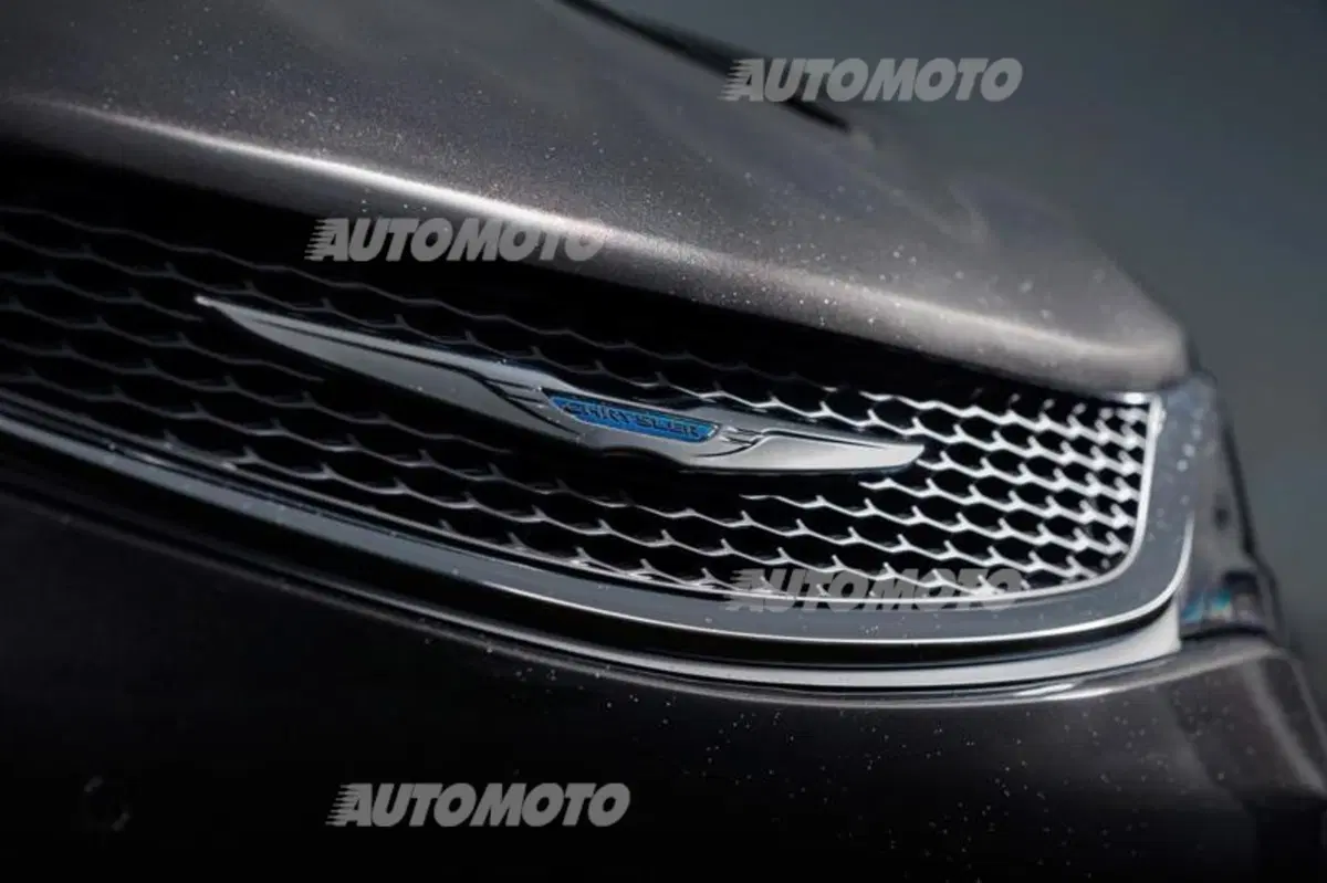 Nuova Chrysler 200: immagini e dettagli ufficiali (32)
