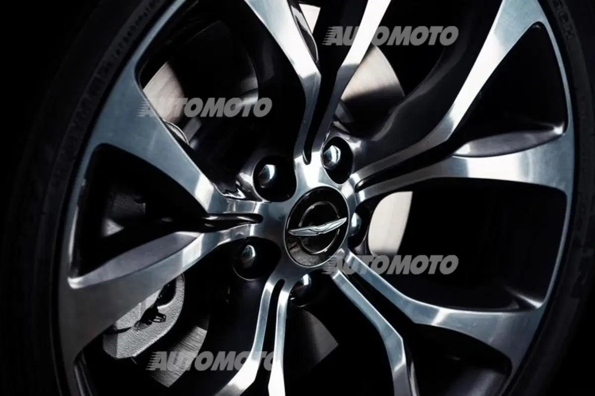 Nuova Chrysler 200: immagini e dettagli ufficiali (33)