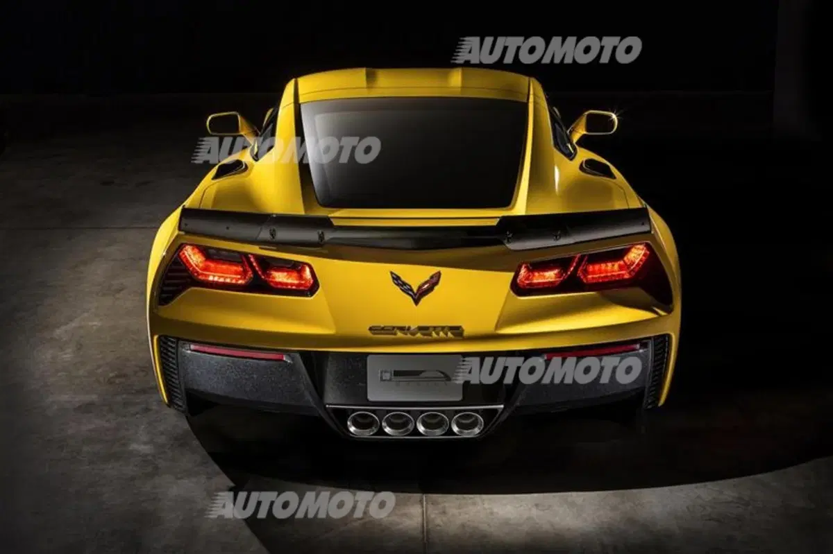 Nuova Corvette Z06: immagini e dati ufficiali (12)