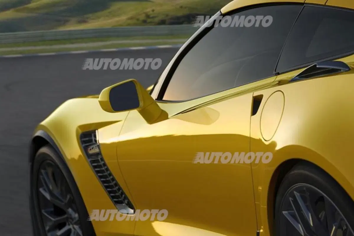 Nuova Corvette Z06: immagini e dati ufficiali (23)
