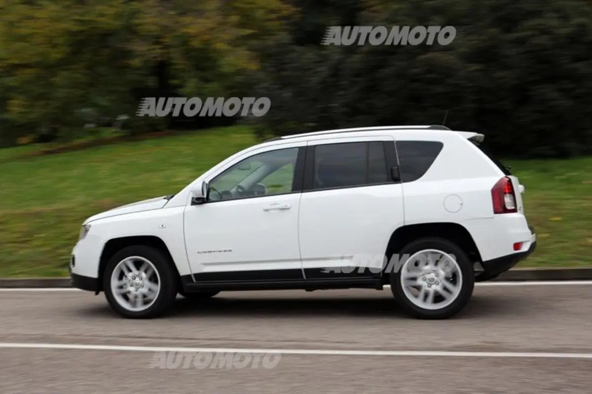 Jeep Compass (8)