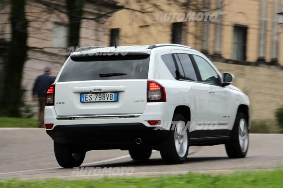 Jeep Compass (12)