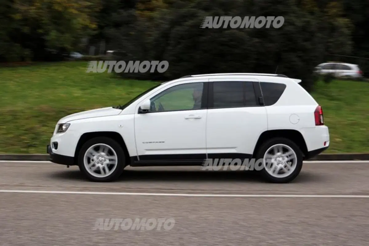 Jeep Compass (16)