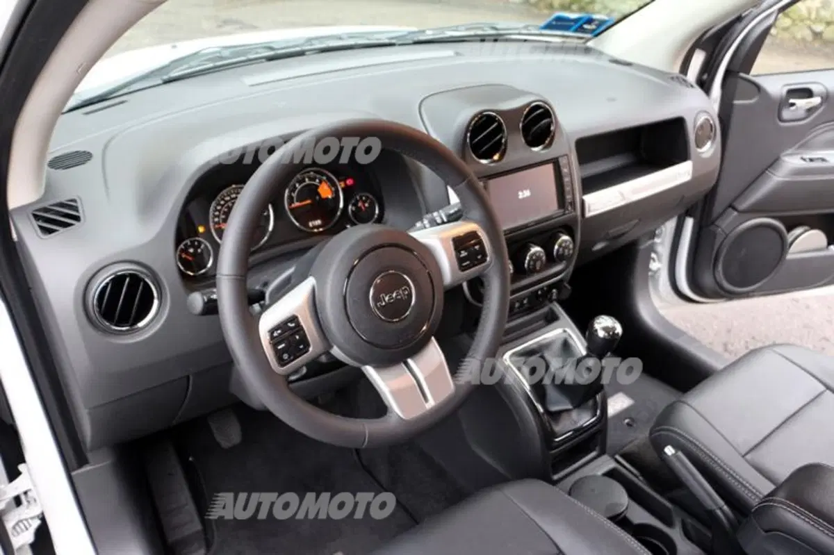 Jeep Compass (21)