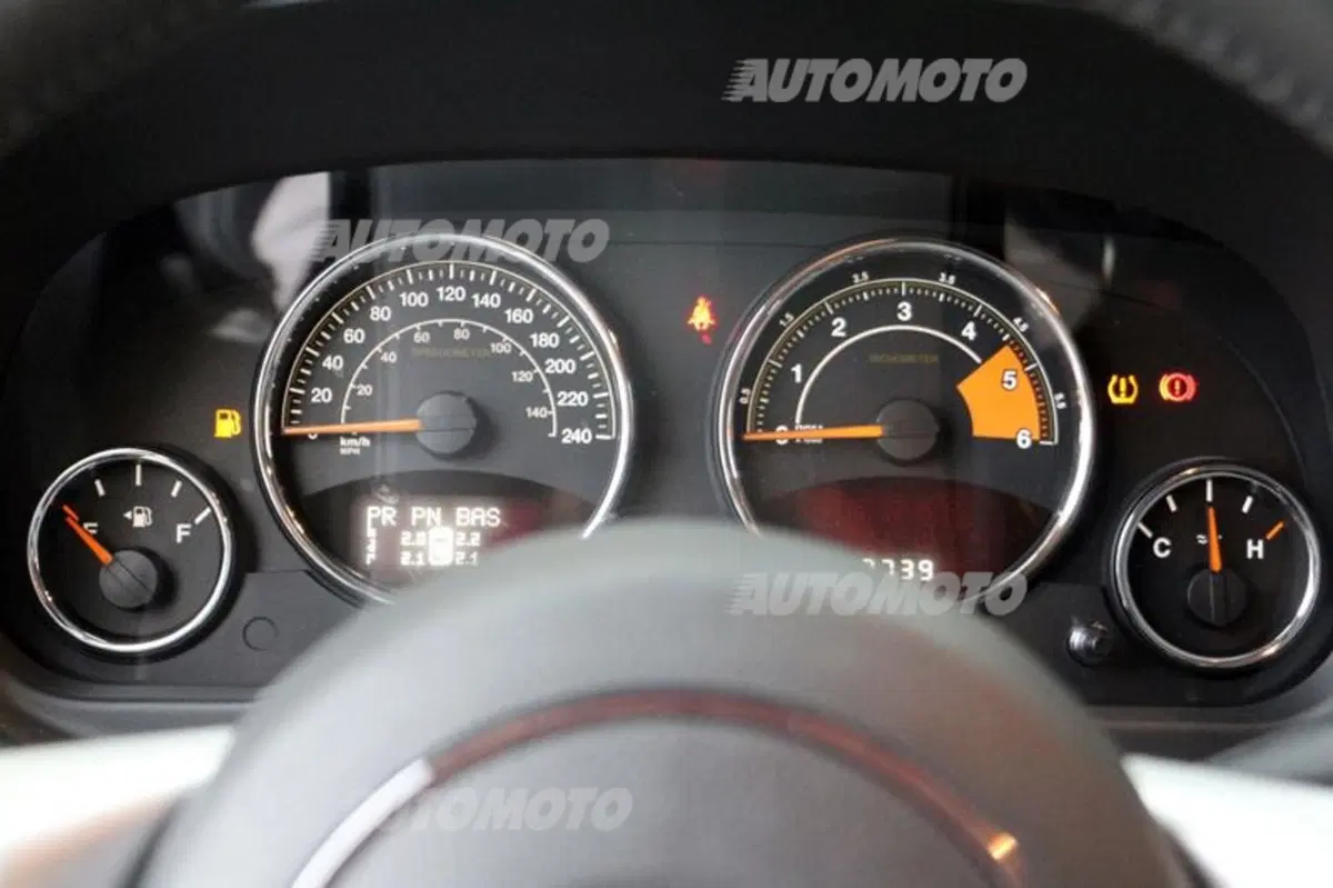 Jeep Compass (24)