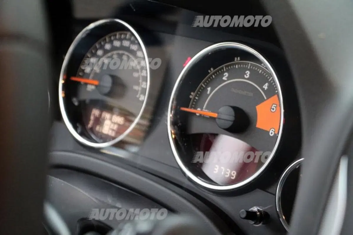Jeep Compass (25)