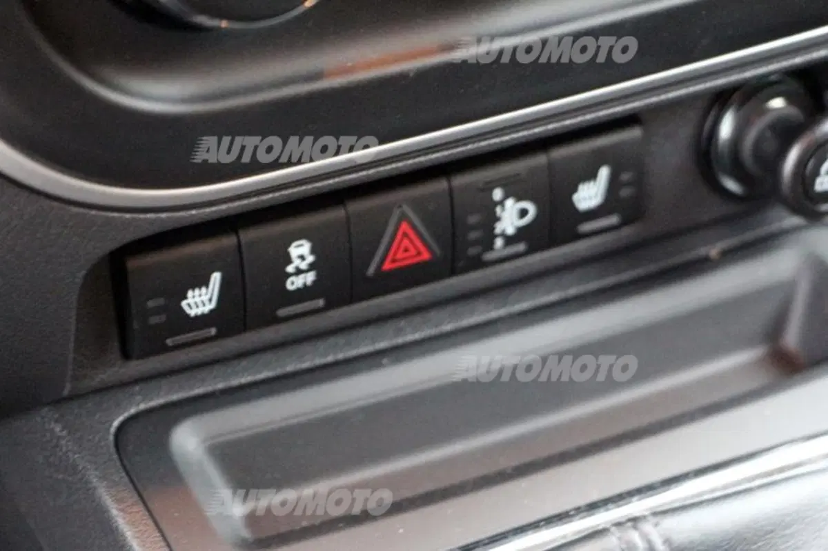 Jeep Compass (32)