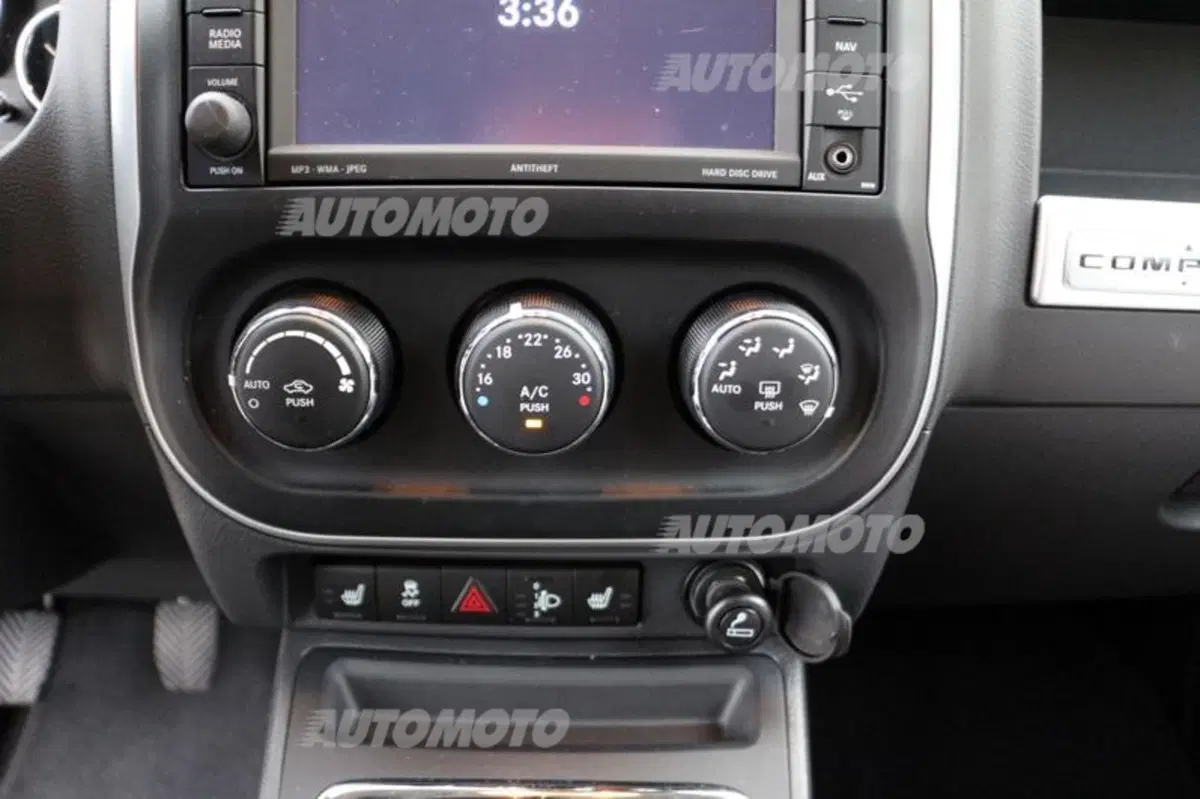 Jeep Compass (33)