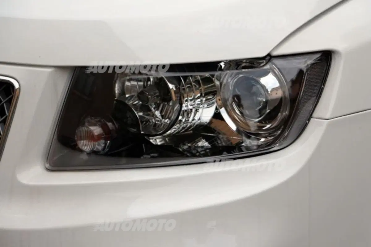 Jeep Compass (36)