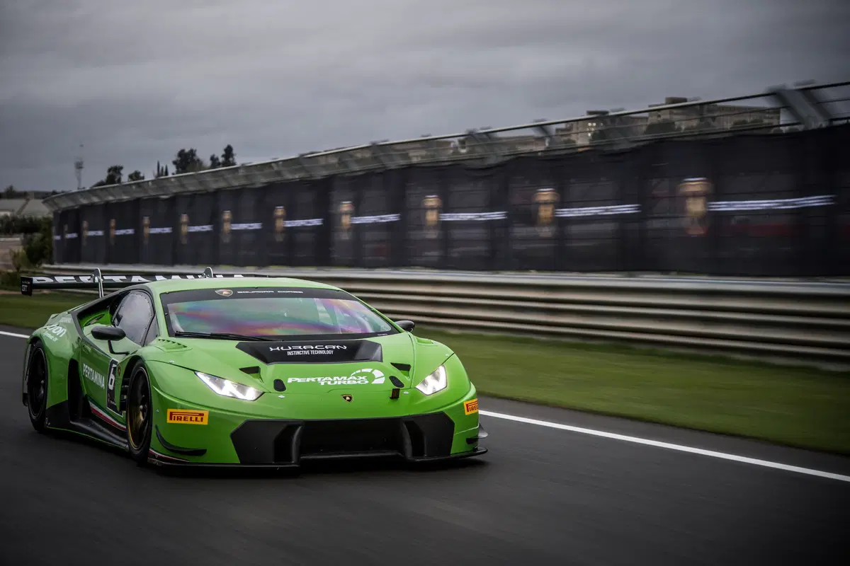 Lamborghini Huracán GT3 [Video prova in pista] (20)