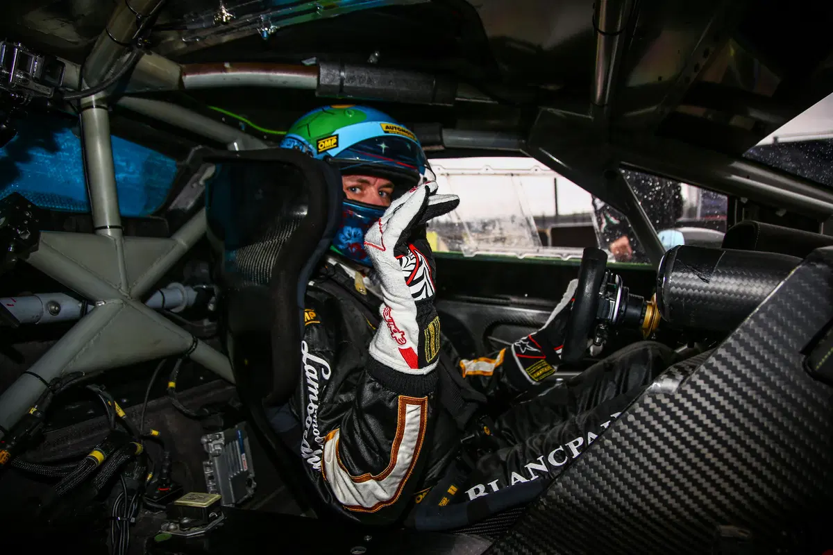 Lamborghini Huracán GT3 [Video prova in pista] (4)