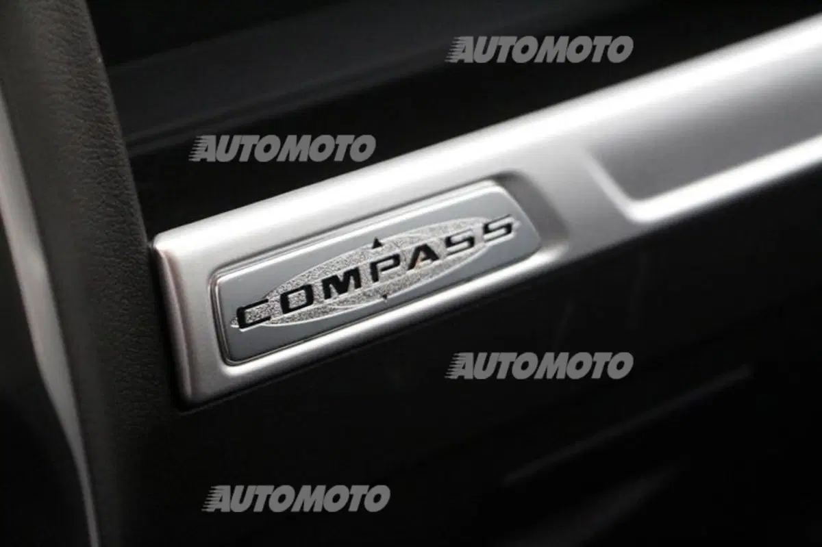 Jeep Compass (51)