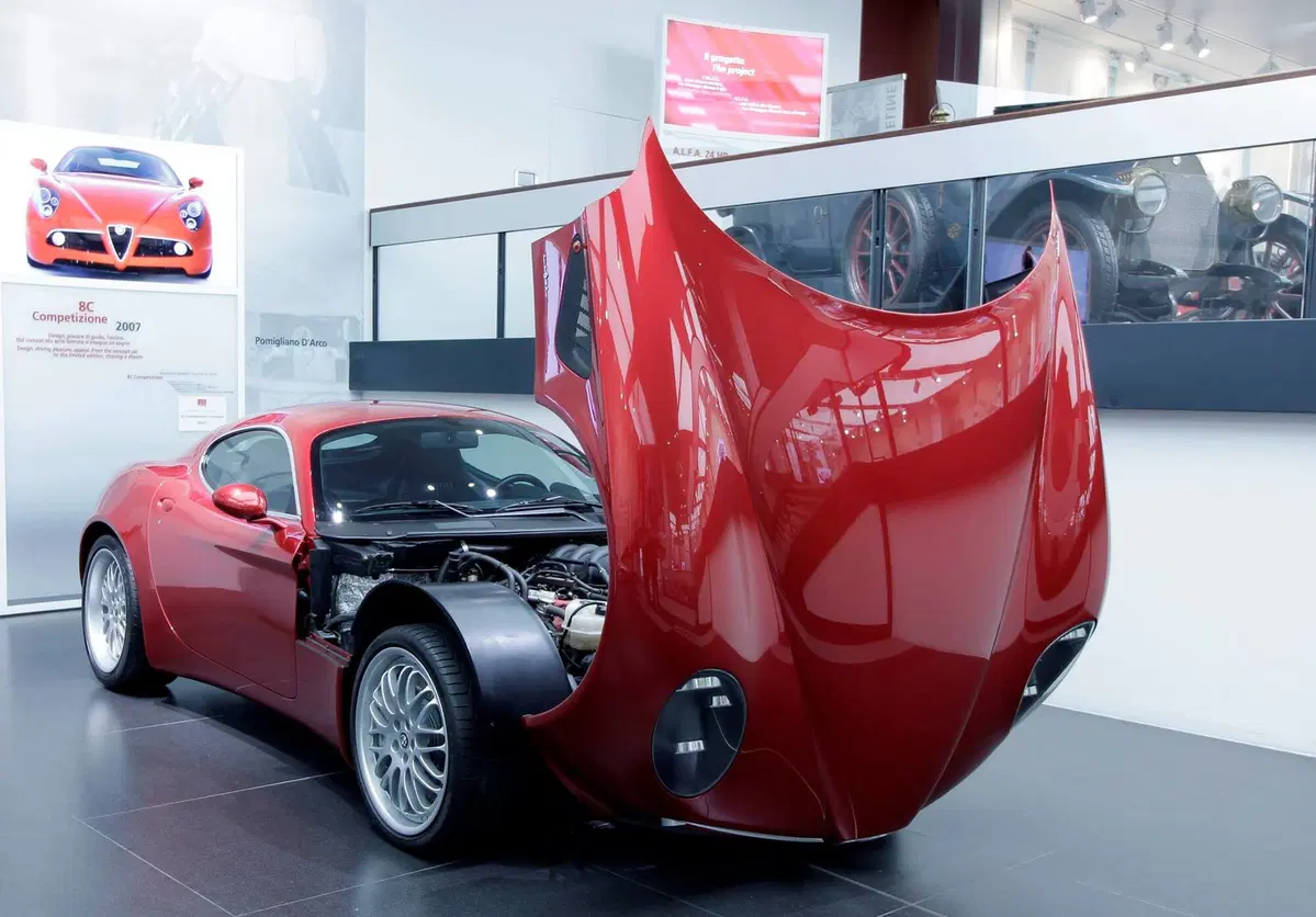 Museo Alfa Romeo: 10 "segreti" da non perdere, dalla 33 Stradale alla 155 DTM (8)