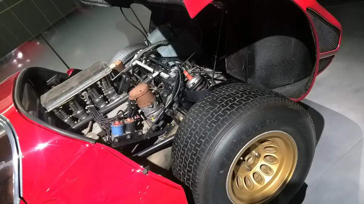Museo Alfa Romeo: 10 "segreti" da non perdere, dalla 33 Stradale alla 155 DTM (18)