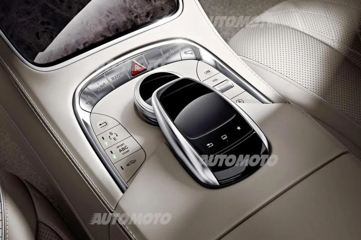 Nuova Mercedes-Benz Classe S 600: cuore a 12 cilindri (8)