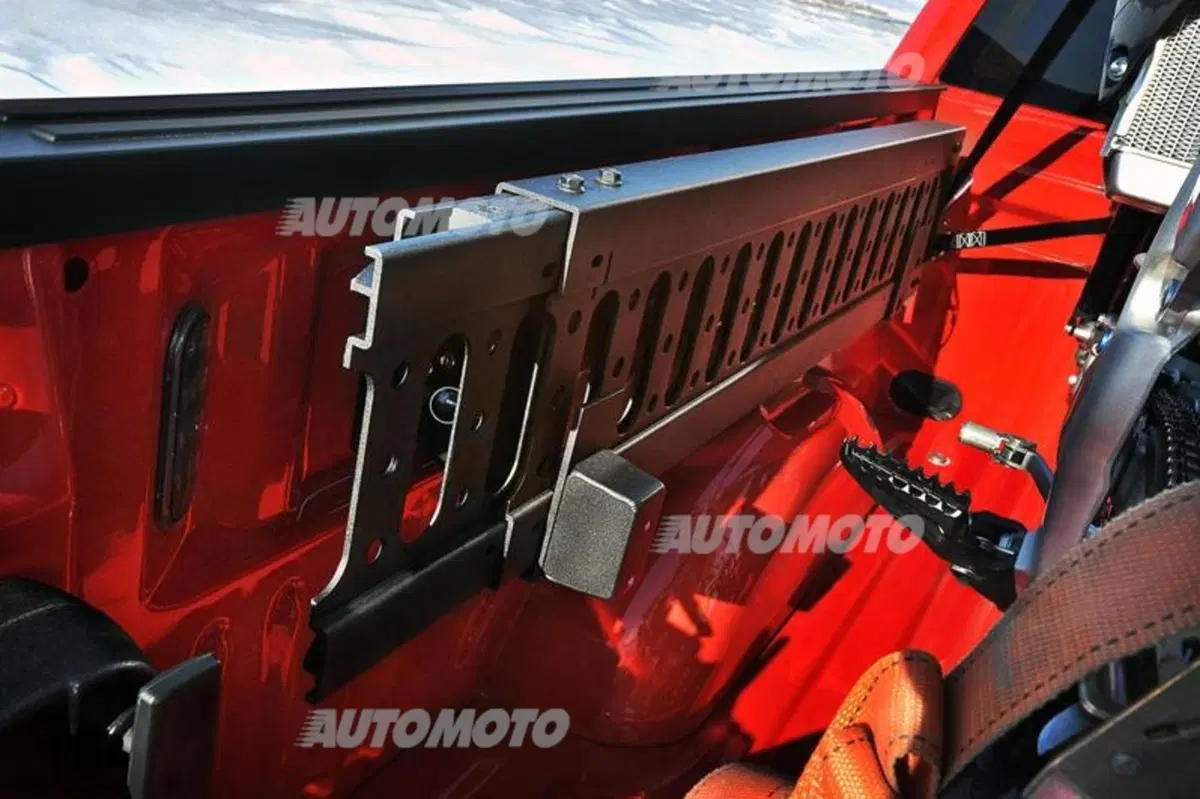 Nuovo Ford F-150: grandi novità per il pick-up più venduto del mondo (21)