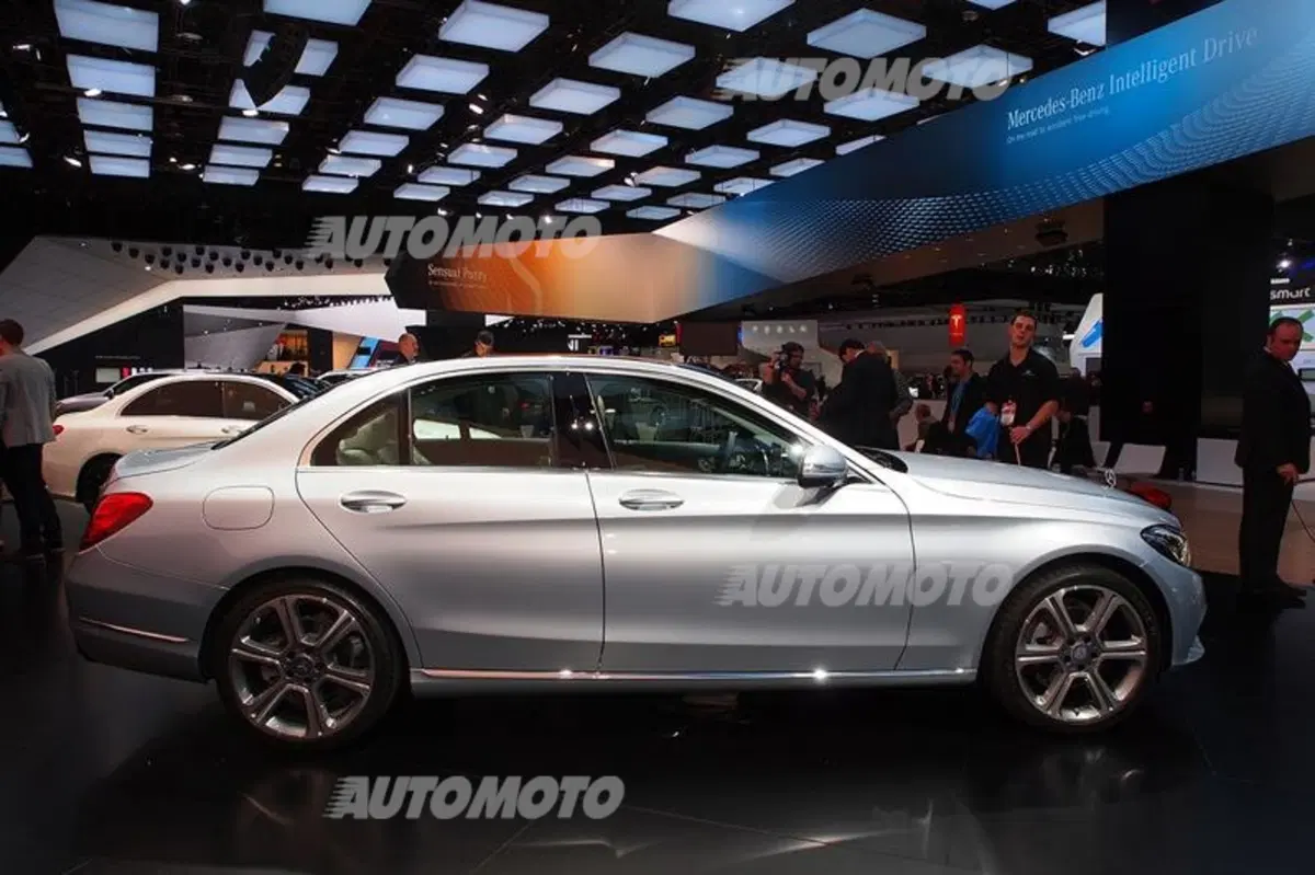 Mercedes-Benz al Salone di Detroit 2014 (11)