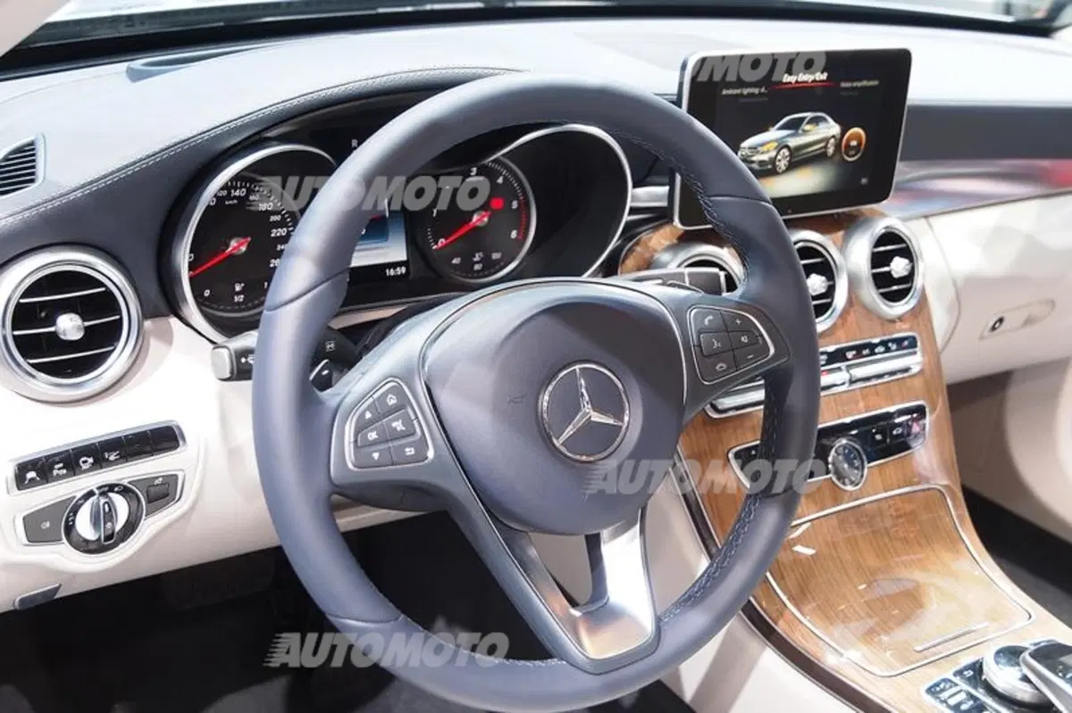 Mercedes-Benz al Salone di Detroit 2014 (13)