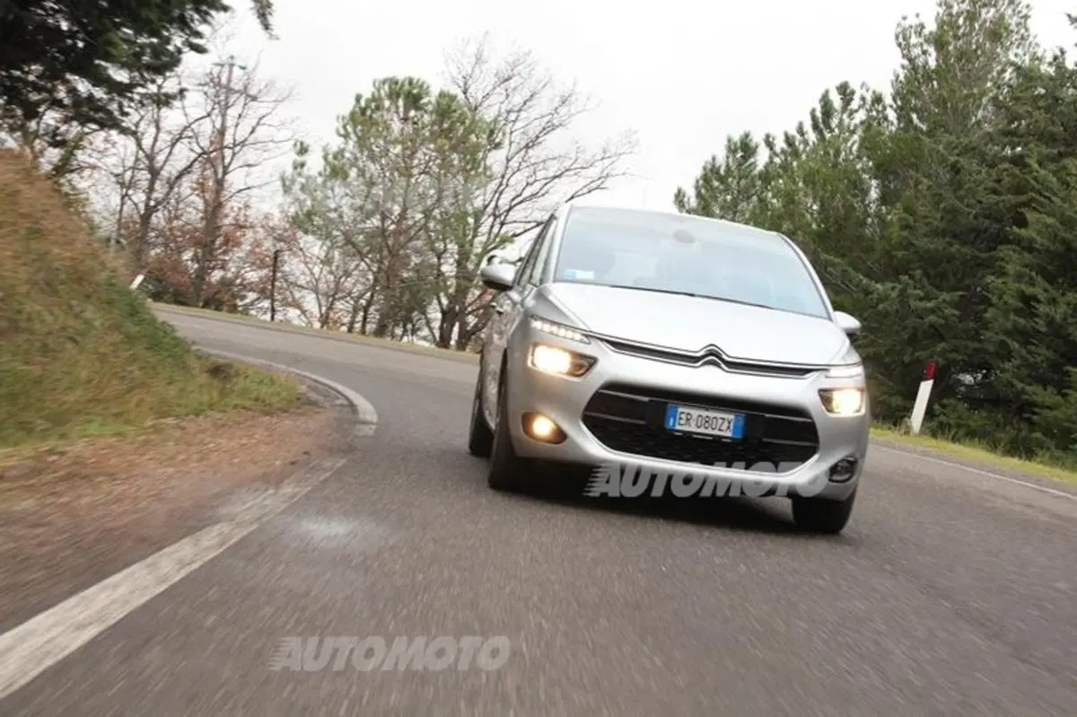 Citroen C4 Picasso 1.6 e-HDi ETG6 (3)
