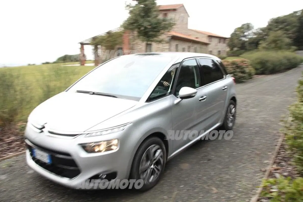 Citroen C4 Picasso 1.6 e-HDi ETG6 (11)