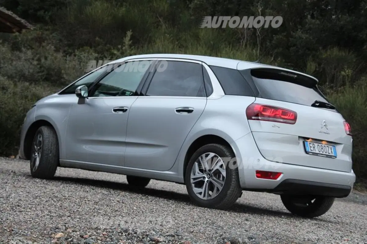 Citroen C4 Picasso 1.6 e-HDi ETG6 (17)