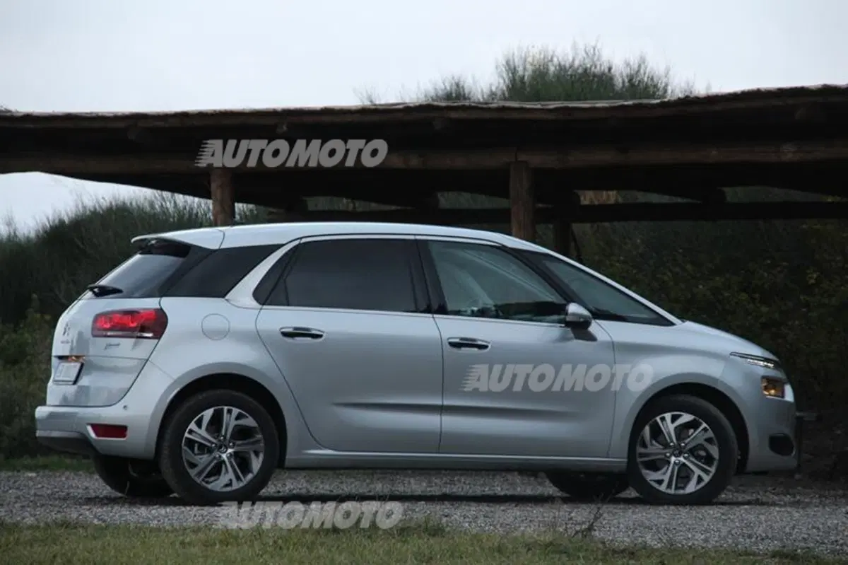 Citroen C4 Picasso 1.6 e-HDi ETG6 (18)