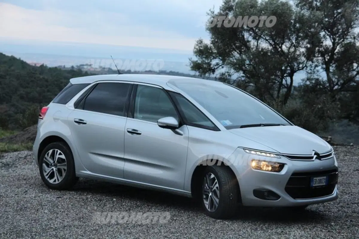 Citroen C4 Picasso 1.6 e-HDi ETG6 (19)