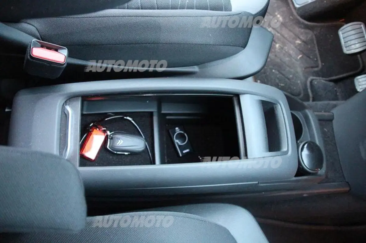 Citroen C4 Picasso 1.6 e-HDi ETG6 (34)