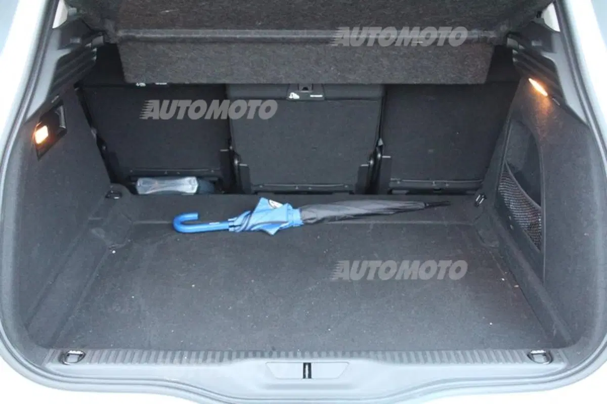 Citroen C4 Picasso 1.6 e-HDi ETG6 (56)